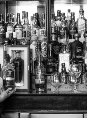 Cuba rum woman barman